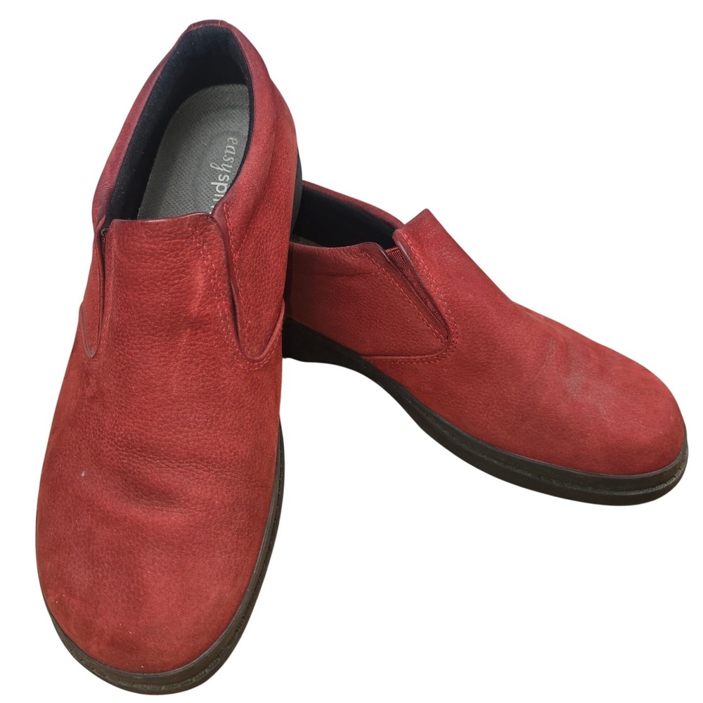 Easy Spirit Flycoachs Women Size 10 Wide SlipOn Burgunday Red Suade Casual Shoe